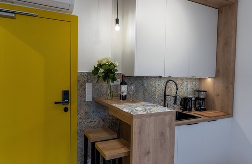 Wieliczka Apartment | mN apartments home yellow - Wieliczka Town