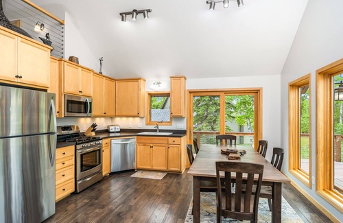 Finland Cabin | MN North Shore Dream- Minutes from Lake Superior and the Iconic North Shore