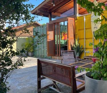 Rio Vermelho Sul House | Moçamba LODGE Contêiner