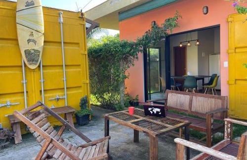 Rio Vermelho Sul House | Moçamba LODGE Contêiner