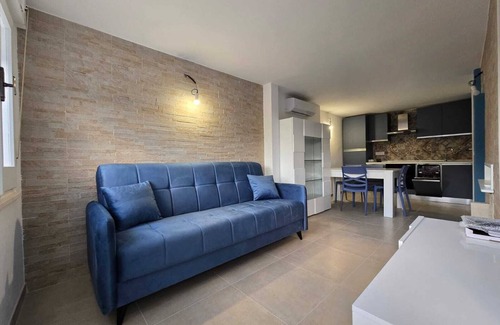 Santa Caterina House | Modern vacation home within walking distance of the sea