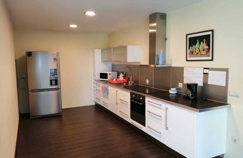 Bouro House | moradia inserida em pequena aldeia do Gerês com todas as comunidades