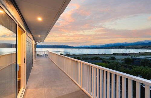 South Bay House | Moa Road Retreat - South Bay, Kaikoura