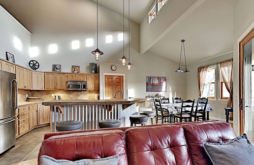 Moab House | Moab Springs Ranch: Loft, Garage, 2 BR, 2 BA, Pool, Park, Spa