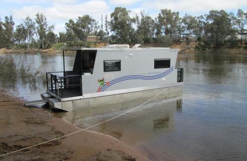 Moama Boat Rental | Moama on Murray Houseboats