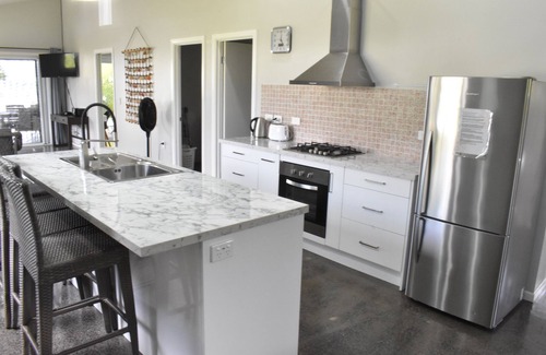 Arorangi House | Moana Sunset Beach Villa