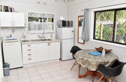 Arorangi Cottage | Moana Sunset Studio, Sunset Central