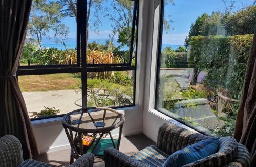 Nelson House | MoanaViews