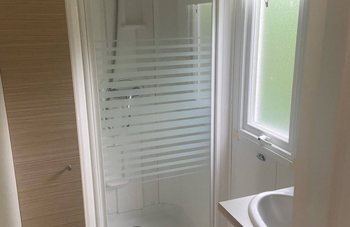 Saujon House | Mobil Home 4 Couchages, Tout Équipé, à 10 min des Plages de Royan