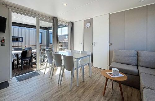 Jullouville-les-Pins House | Mobil-home confort 3 ch, piscine chauffée, 200m plage, parking, WiFi, animaux admis - FR-1-361A-72