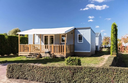 Berny Riviere House | Mobil-home | Comfort XL | 3 Bedrooms | 6 sleeps | Raised terrace | A/C