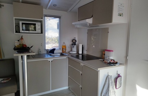 Montpezat House | Mobil Home Dans Camping Le Coteau de la Marine