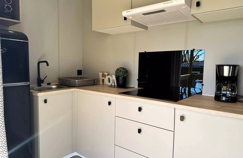 Saint-Vincent-de-Cosse House | Mobil-Home Komfort Riviera 29m2 (2 Schlafzimmer) + überdachte Terrasse 18m2 4 Personen