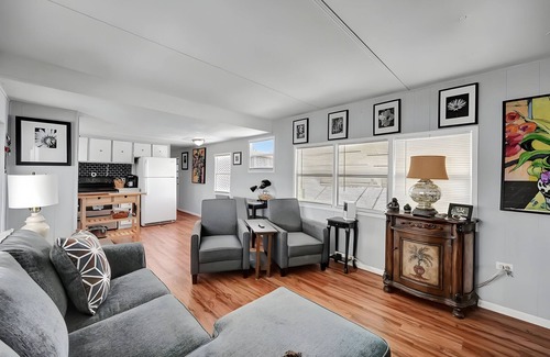 Diplomat House | Mobil Home in 55yr+ only Community in North Fort Myers 2bd/1.5bth