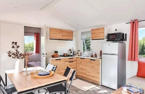 Cahagnolles House | Mobil-home Tribu 71m² (5 bedrooms 3 bathrooms) + terrace 11 persons