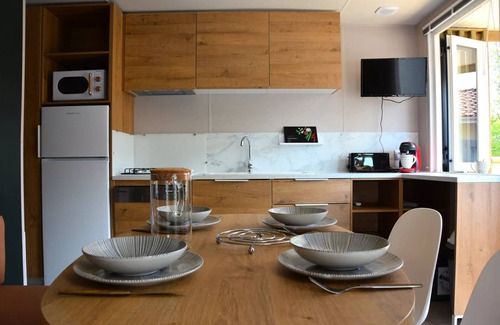 Sadirac House | Mobil-Home Wohnzimmer 3 Zimmer 4 Personen Klimaanlage + TV