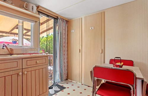 Sainte-Croix-du-Verdon House | Mobile Home 'Marinière' with Lake View, Private Pool and Air Conditioning