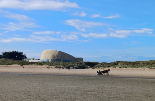Sainte-Marie-du-Mont House | Mobile-home à 150m de la Plage D'utah Beach Dans un Camping Paradis