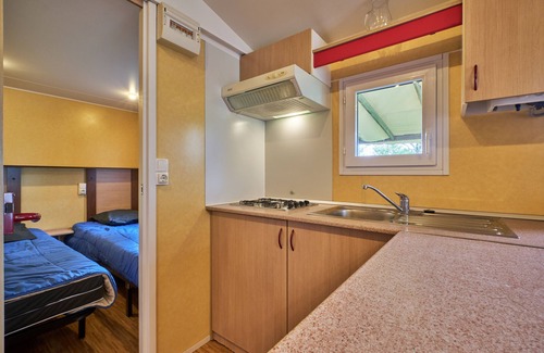 Mens RV Rental | Mobile Home "5 Personnes 210" with Shared Pool & Private Terrace