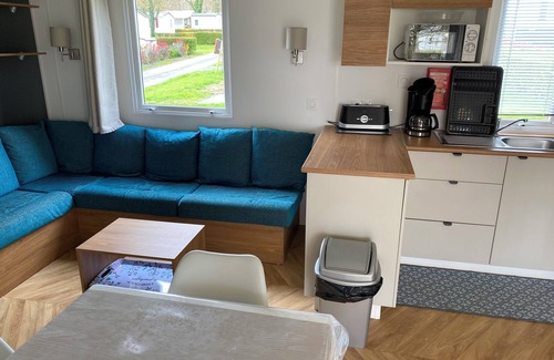 Litteau House | Mobile Home Agréable Situé Dans Camping à 40 mn des Plages du Débarquement