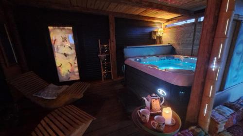 Spodnja Polskava House | Mobile Home Cabana with HotTub&Sauna
