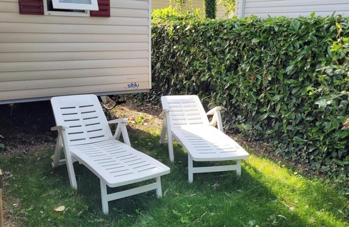 Coulanges RV Rental | Mobile Home 'Mobil-home Domaine De Dugny' with Lake View, Private Terrace and Private Garden