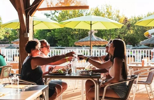 Villereal House | Mobilheim A/C