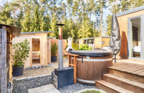 Wackersdorf Apartment | Mobilheim am Murner See - private Sauna + privater Badezuber