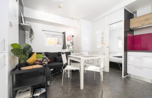 Wackersdorf Apartment | Mobilheim am Murner See - private Sauna + privater Badezuber
