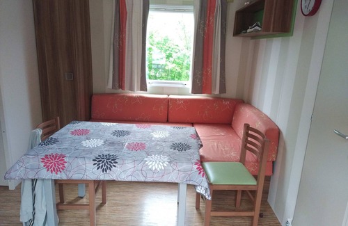 Saint-Chamassy House | Mobilhome Dans Camping, Proche des Eyzie