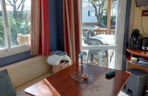 Sainte-Croix-du-Verdon House | Mobilhome in a 3-star campsite, with swimming pool and children's play area.