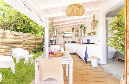 Grand-Bourg House | Moca Cabana is a charming bungalow designed for a getaway for two