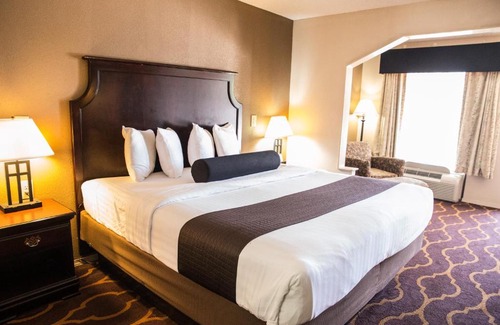 Mexia Hotel | Mockingbird Inn & Suites