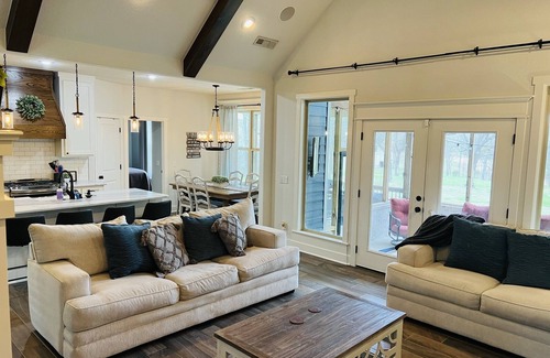 Rogers House | Mockingbird Lane