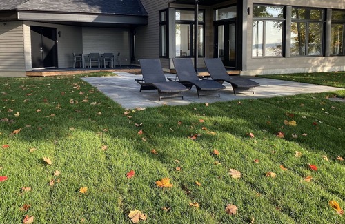 Saint-Augustin-de-Desmaures House | Modern and contemporary house on the banks of the Saint Laurent