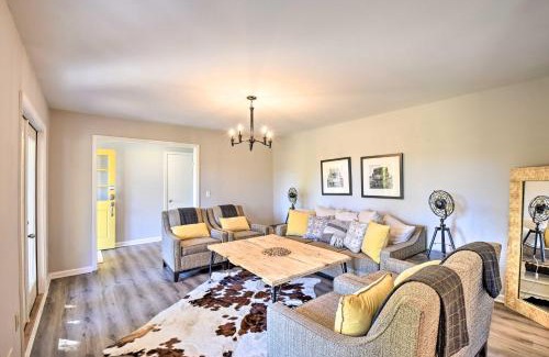 Oakwood House | Mod Stable House on 10 Acres, Walk to Lake!