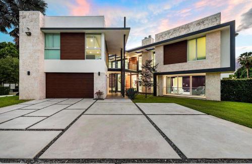 Southwest Ranches House | Modani Estates