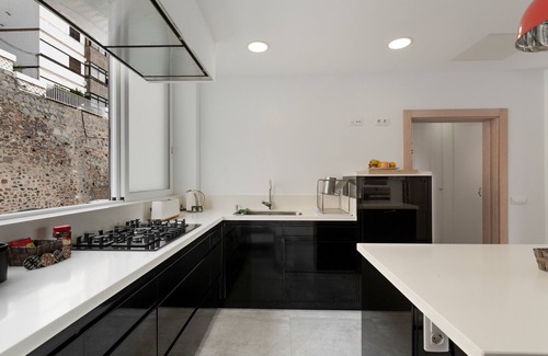 Las Palmas de Gran Canaria Apartment | Modern Loft Las Palmas Views – 2 En-Suite Rooms