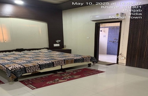Kharar Apartment | Modern Apartment with Kitchen & Wi-Fi – Perfect for Work & Relaxation