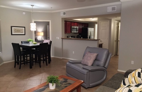 North Scottsdale Condo | MODEL SHARP CONDO 2BR, 2BA SIGNATURE SCOTTSDALE