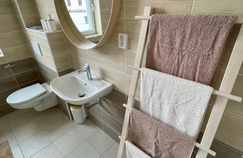 Hodkovice nad Mohelkou Apartment | Moderní apartmán se soukromou vinotékou