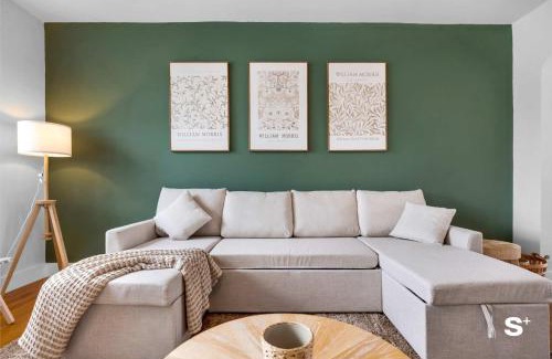 North Beach Apartment | Modern 1-BD Apt with Free Parking
