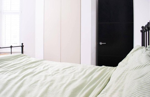 Upper Clapton Apartment | Modern 1 Bed 2-Storey Flat in Clapton