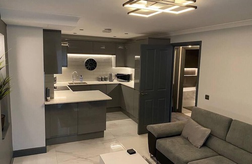 Reading Apartment | Modern 1 Bed Apartment