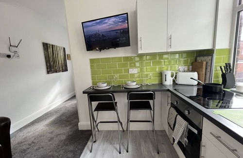 Preston Apartment | Modern 1 bed Studios for Comfy Stay in Preston