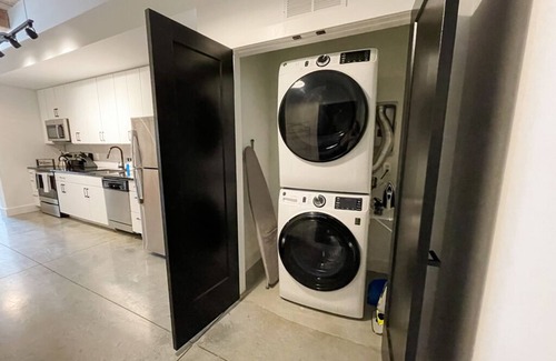 Judson Apartment | Modern 1-bedroom apartment with pool