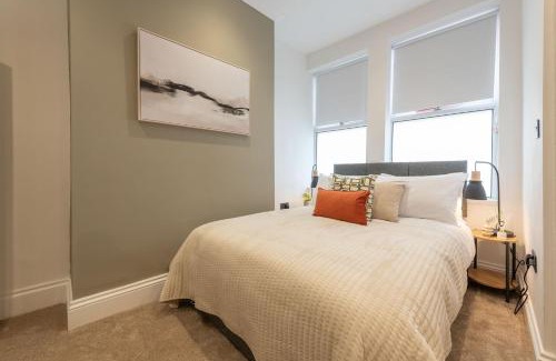 Leeds Apartment | Modern 1 Bedroom Flat near Leeds City with Free Parking, Ideal for Contractors & Long Stays - NordStay