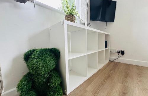 Grantham Apartment | Modern 1 bedroom house