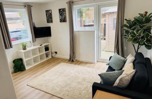 Grantham Apartment | Modern 1 bedroom house