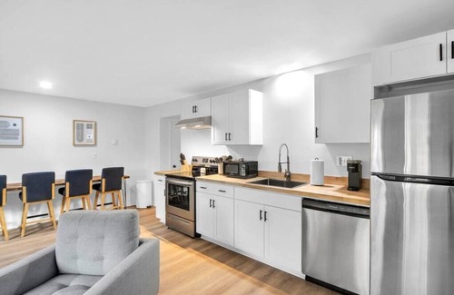 Augusta Apartment | Modern 1 bedroom in the heart of Augusta